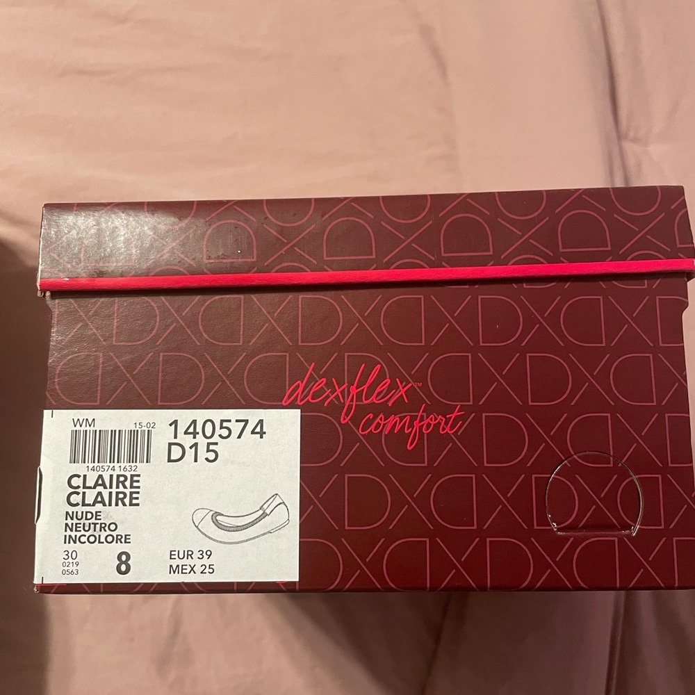 Womens flats